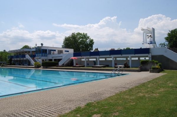 Parkbad in Ternitz, Sportbecken