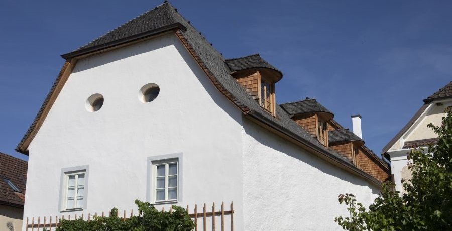 wiederhergestellt, Nr. 123, Das Pachhauß neben der Fleischbrucken. Restaurierung eines Wachauer Bürgerhauses in Emmersdorf