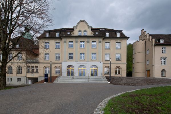 Außenansicht der Vorarlberger Landesbibliothek in Bregenz