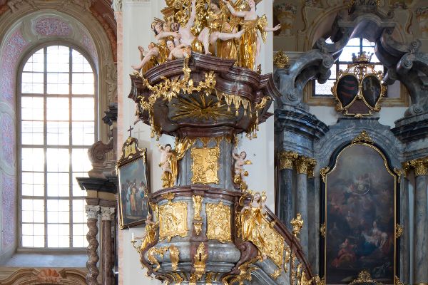 barocke Kanzel in der Wallfahrtskirche Mariatrost