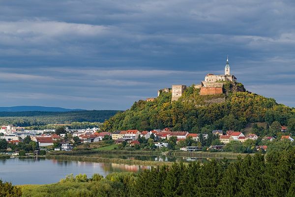 Burg auf einem Berg